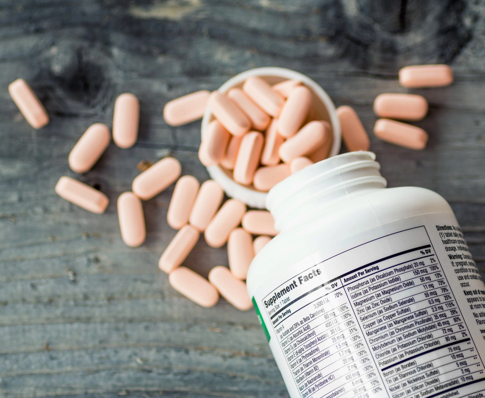 What feature is required on labels of dietary supplements